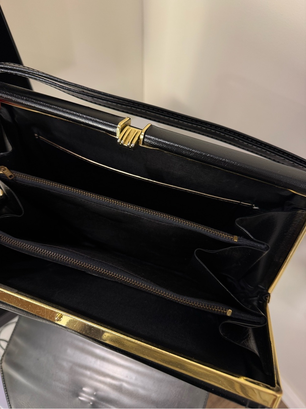 Vintage 1995 Black Shoulder Bag with Gold Hardware - Picture 4 of 13
